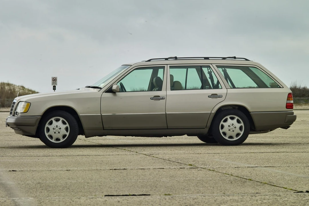 1994 Mercedes-Benz W124 E-Class - Image 28 of 31