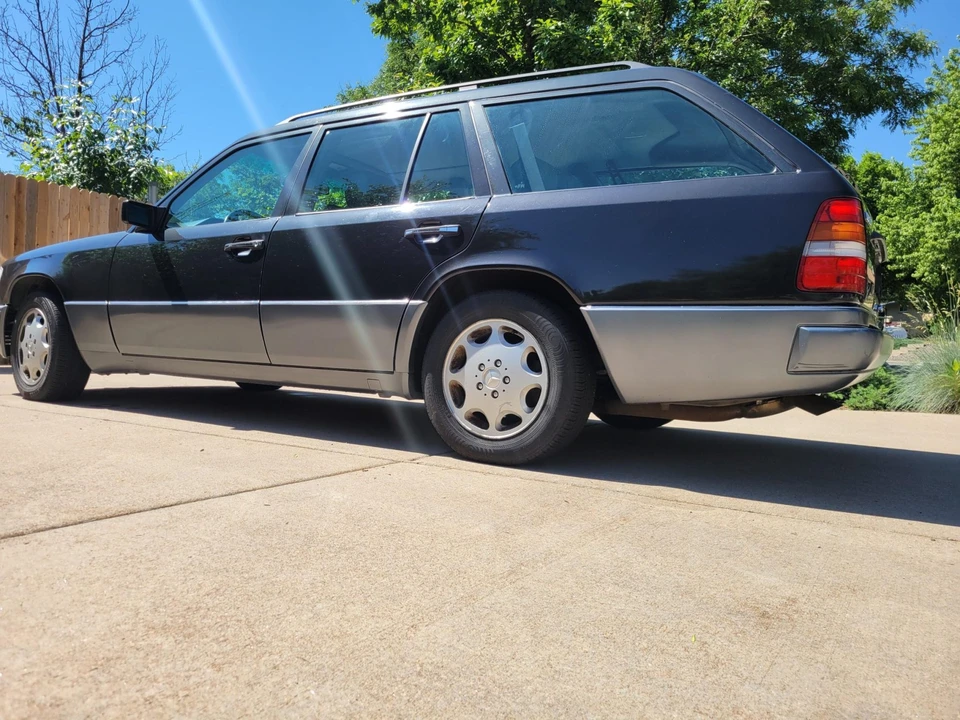 1994 Mercedes-Benz W124 E-Class - Image 6 of 31