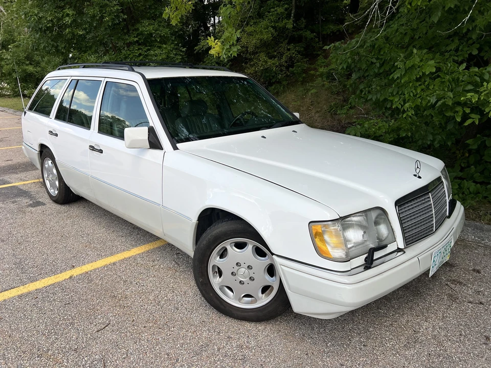 1994 Mercedes-Benz W124 E-Class - Image 23 of 31