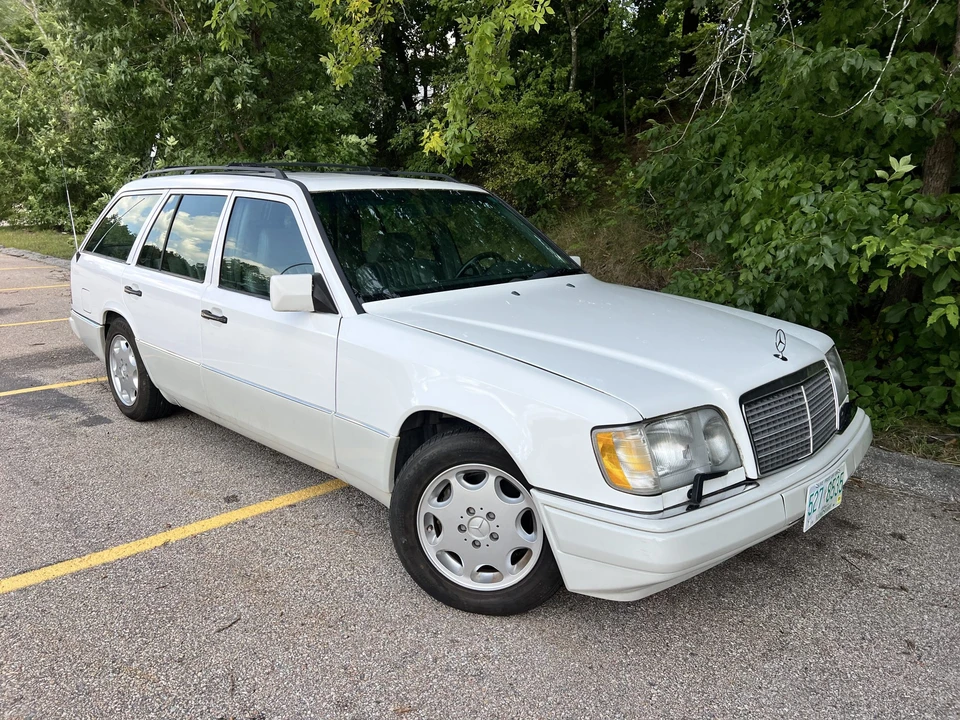 1994 Mercedes-Benz W124 E-Class - Image 22 of 31
