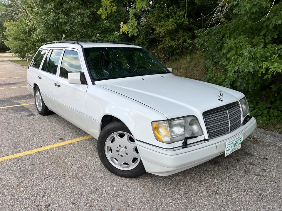 1994 Mercedes-Benz W124 E-Class - Image 24 of 31