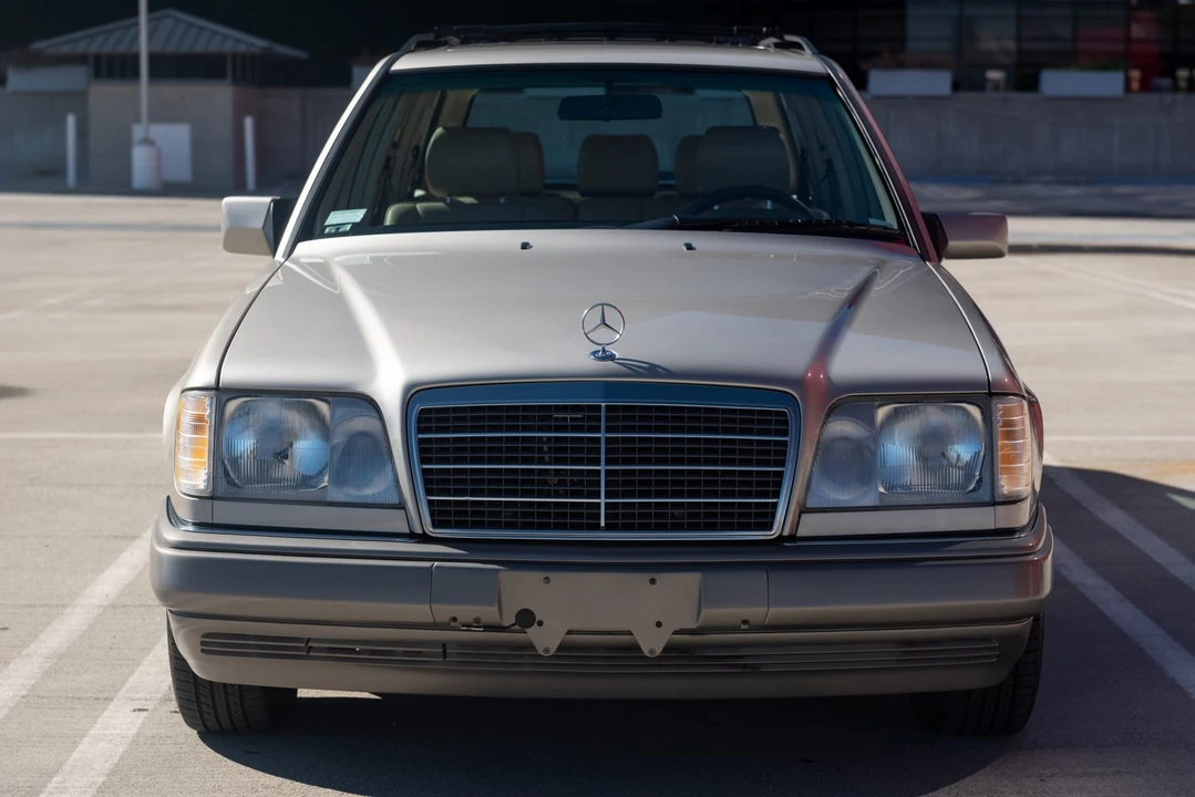1994 Mercedes-Benz W124 E-Class - Image 10 of 31
