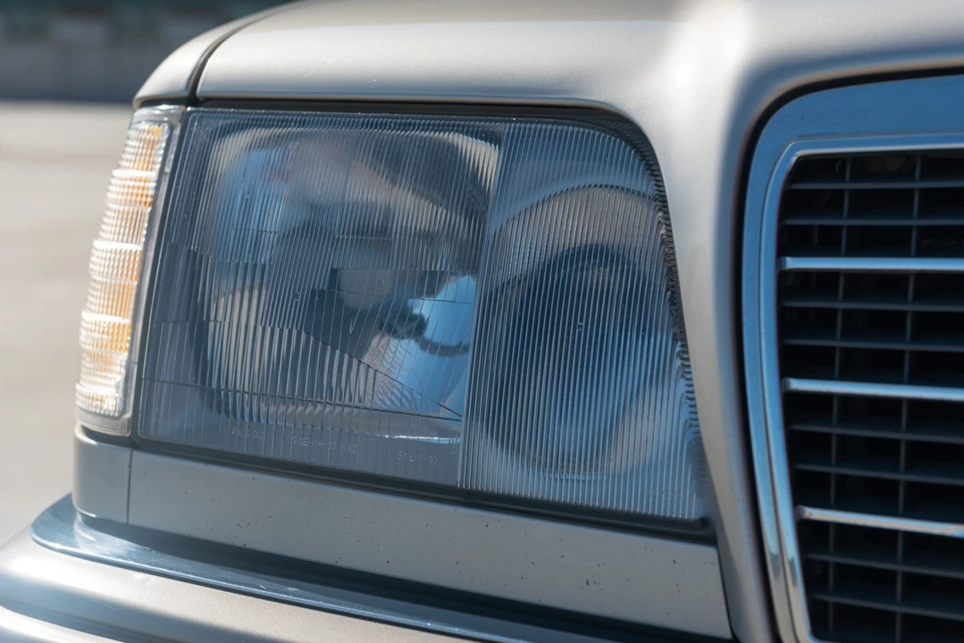 1994 Mercedes-Benz W124 E-Class - Image 17 of 31