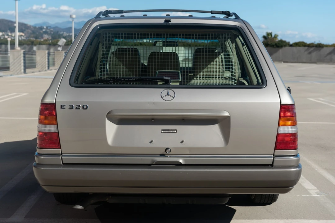 1994 Mercedes-Benz W124 E-Class - Image 5 of 31