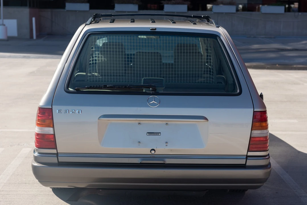 1994 Mercedes-Benz W124 E-Class - Image 6 of 31