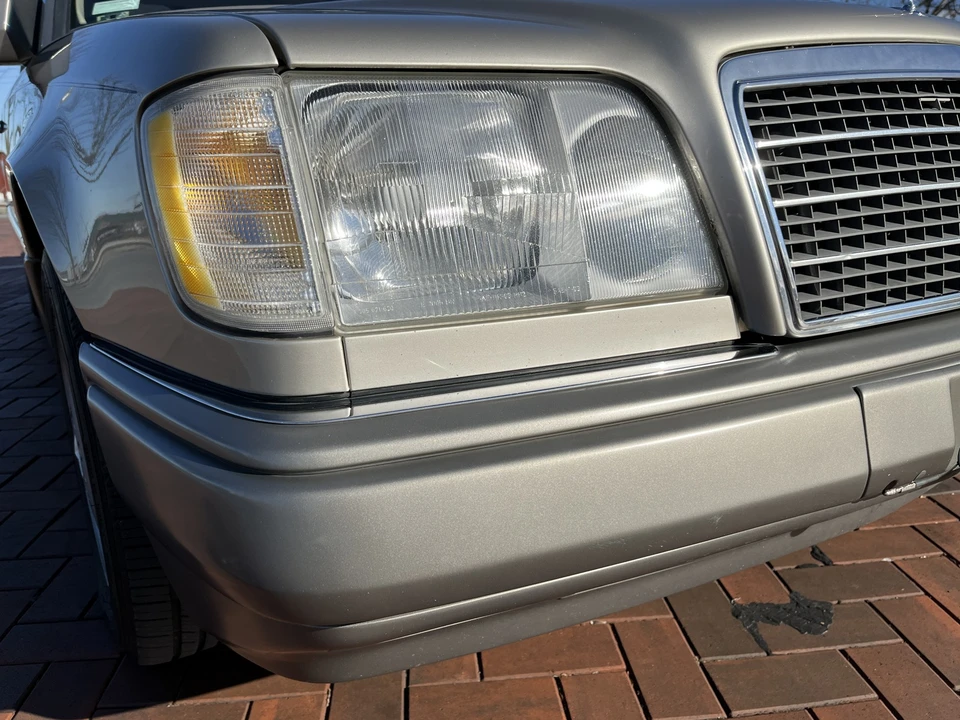 1994 Mercedes-Benz W124 E-Class - Image 14 of 31