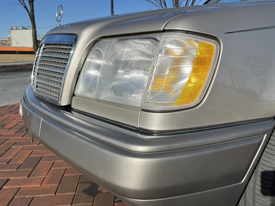 1994 Mercedes-Benz W124 E-Class - Image 19 of 31