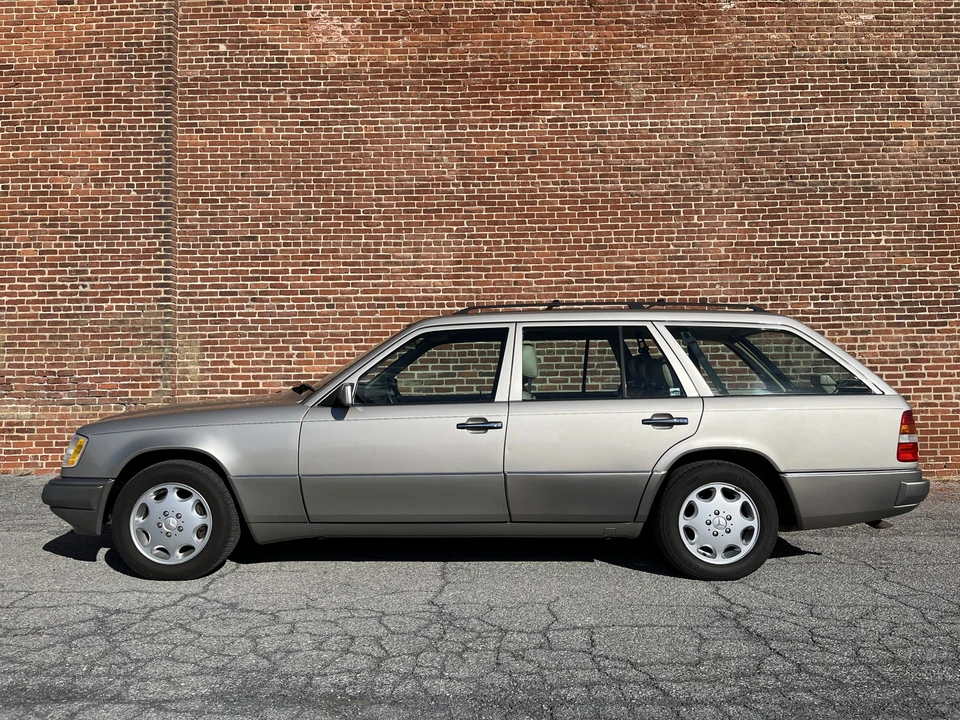 1994 Mercedes-Benz W124 E-Class - Image 5 of 31