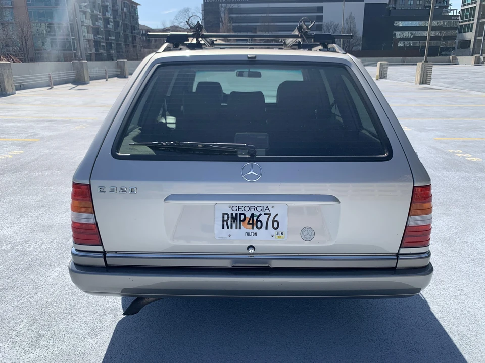 1994 Mercedes-Benz W124 E-Class - Image 5 of 31