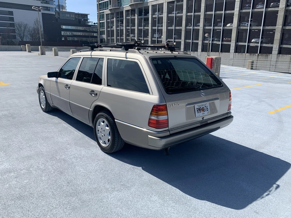 1994 Mercedes-Benz W124 E-Class - Image 4 of 31