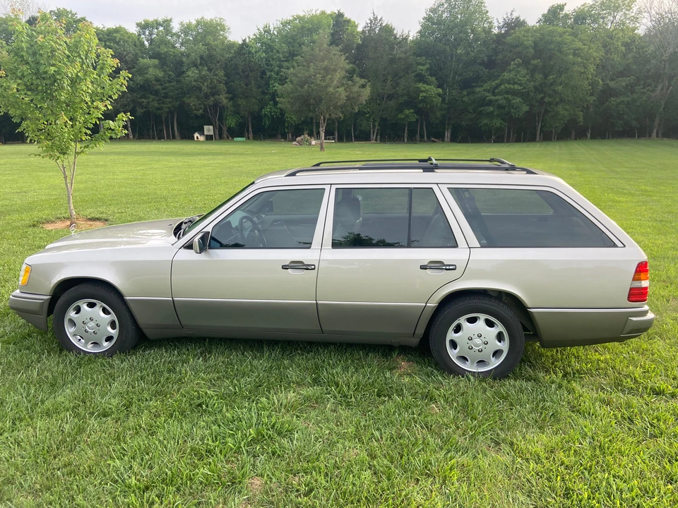 1994 Mercedes-Benz W124 E-Class - Image 6 of 30
