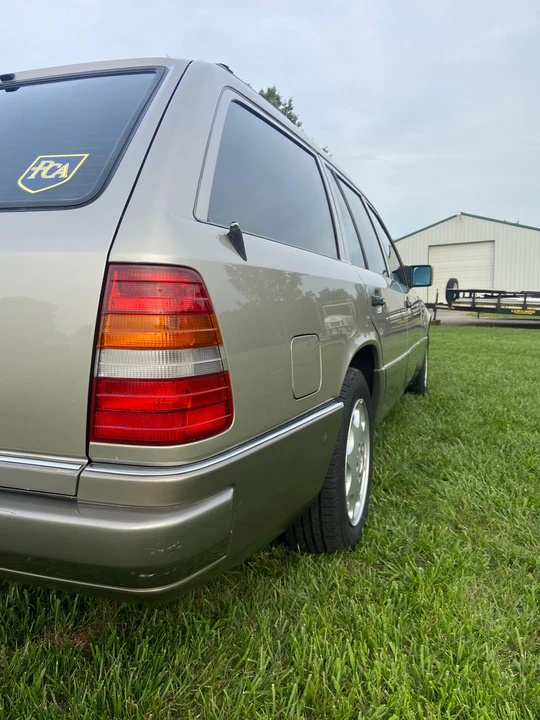 1994 Mercedes-Benz W124 E-Class - Image 30 of 30