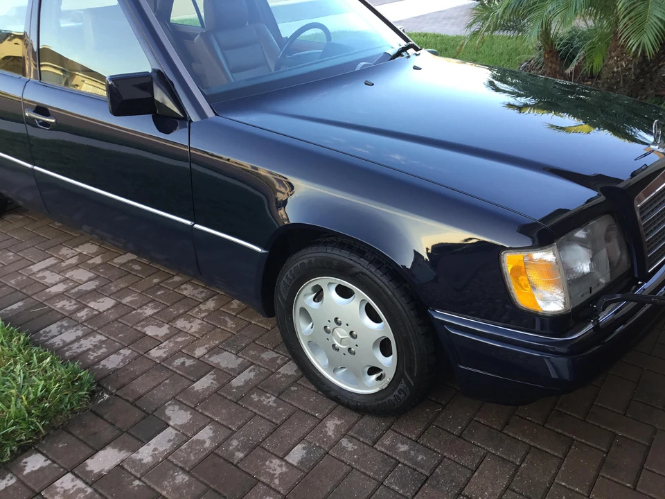 1994 Mercedes-Benz W124 E-Class - Image 9 of 11