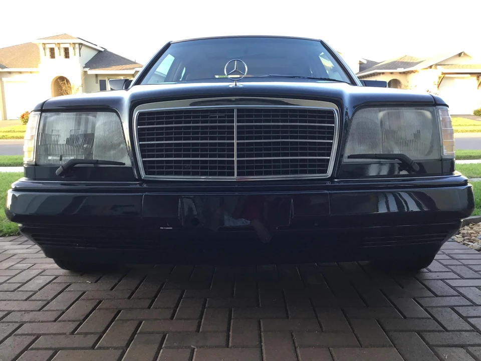 1994 Mercedes-Benz W124 E-Class - Image 6 of 11
