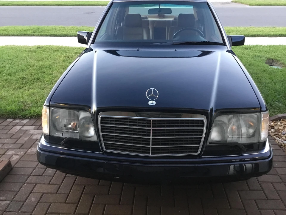 1994 Mercedes-Benz W124 E-Class - Image 3 of 11