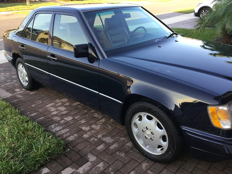 1994 Mercedes-Benz W124 E-Class - Image 8 of 11