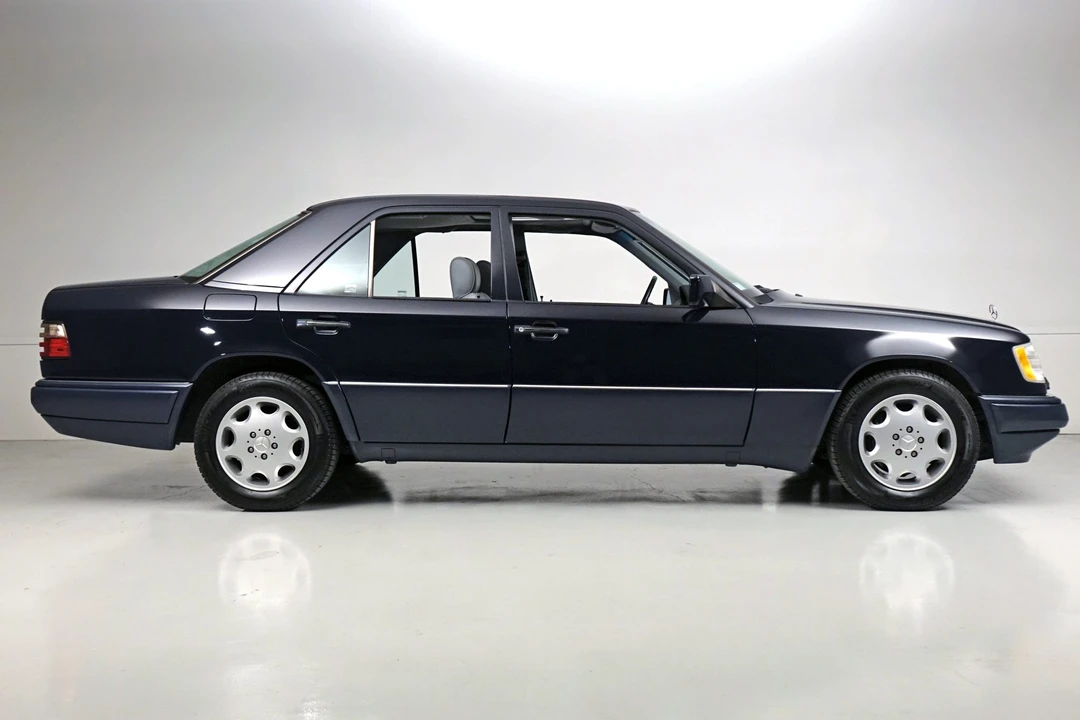 1994 Mercedes-Benz W124 E-Class - Image 7 of 31