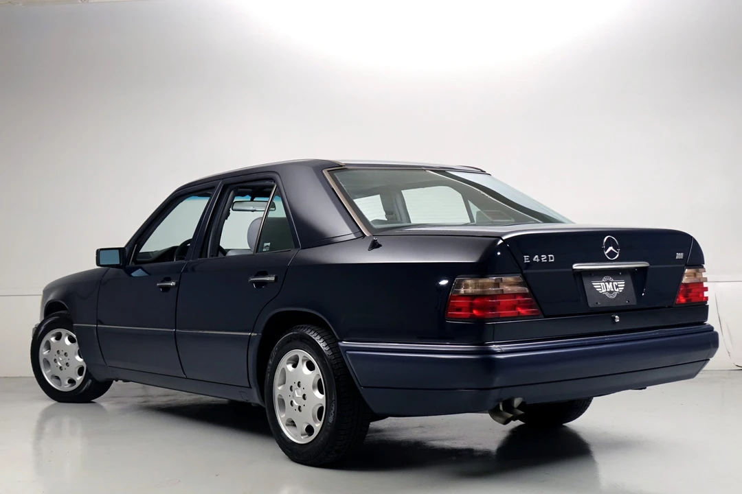 1994 Mercedes-Benz W124 E-Class - Image 12 of 31