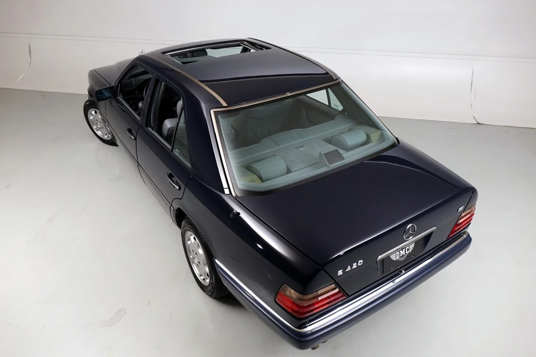 1994 Mercedes-Benz W124 E-Class - Image 11 of 31