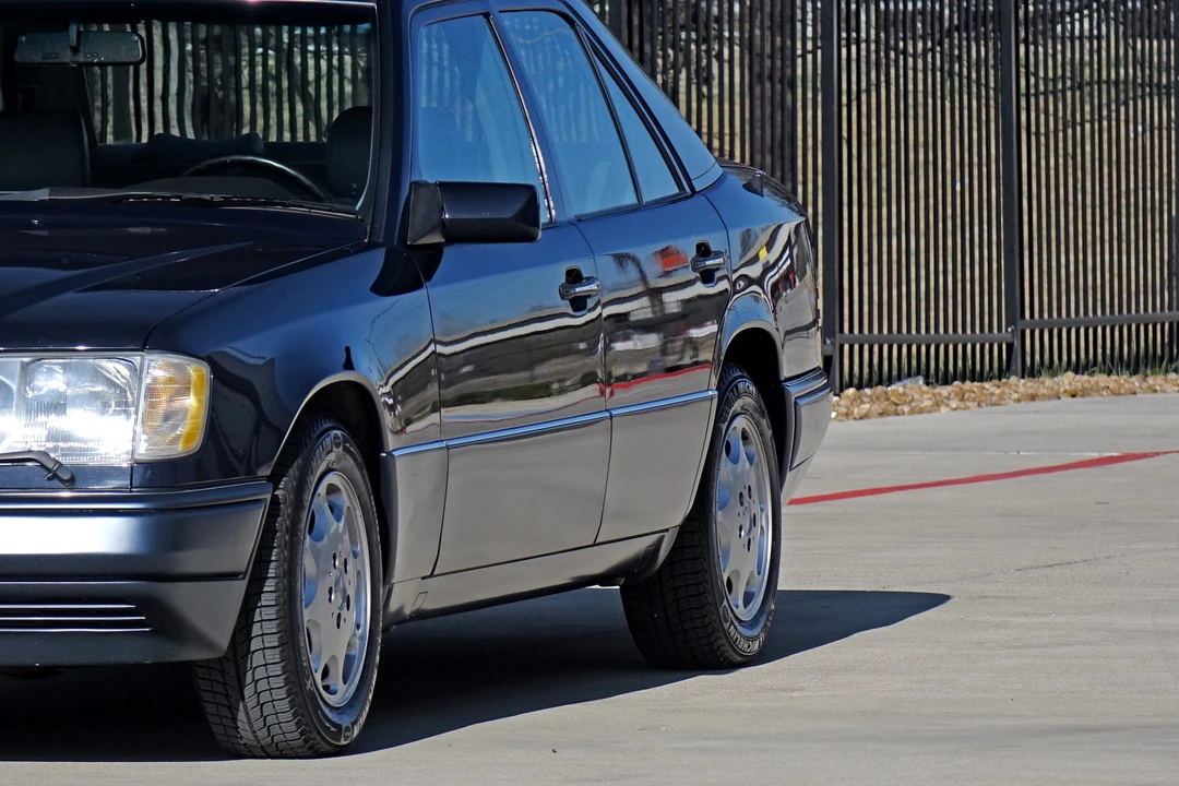 1994 Mercedes-Benz W124 E-Class - Image 29 of 31