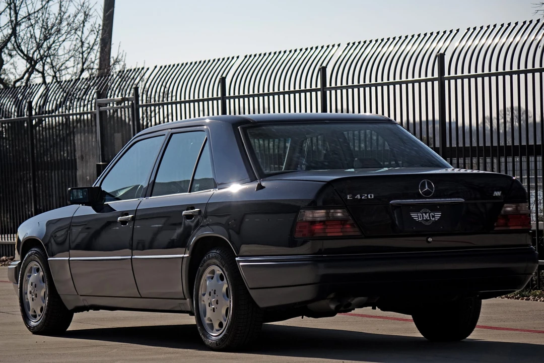 1994 Mercedes-Benz W124 E-Class - Image 22 of 31