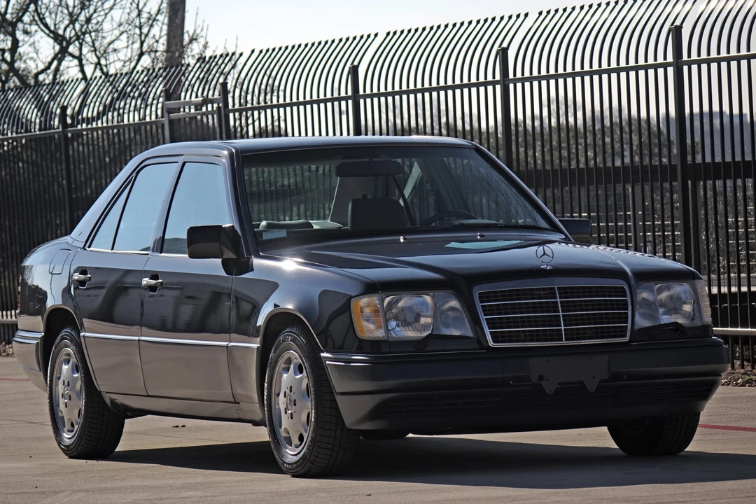 1994 Mercedes-Benz W124 E-Class - Image 17 of 31