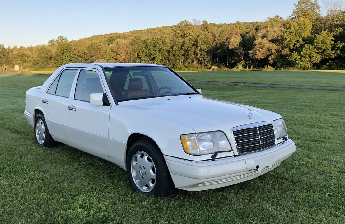 1994 Mercedes-Benz W124 E-Class - Image 11 of 31