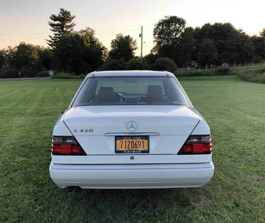 1994 Mercedes-Benz W124 E-Class - Image 22 of 31