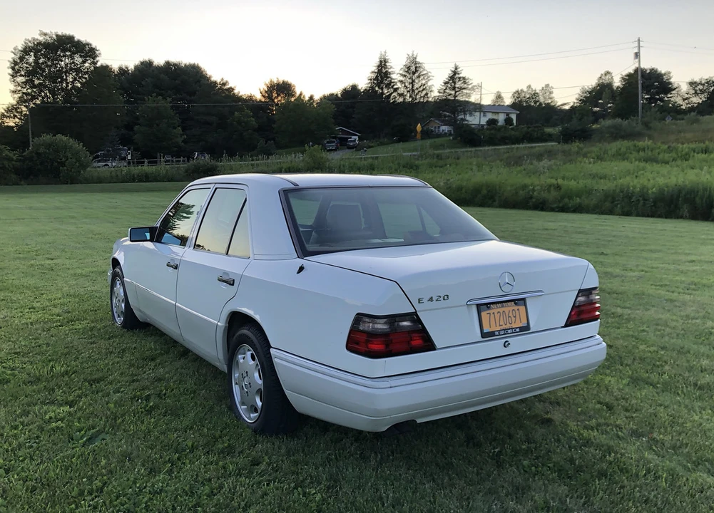 1994 Mercedes-Benz W124 E-Class - Image 24 of 31