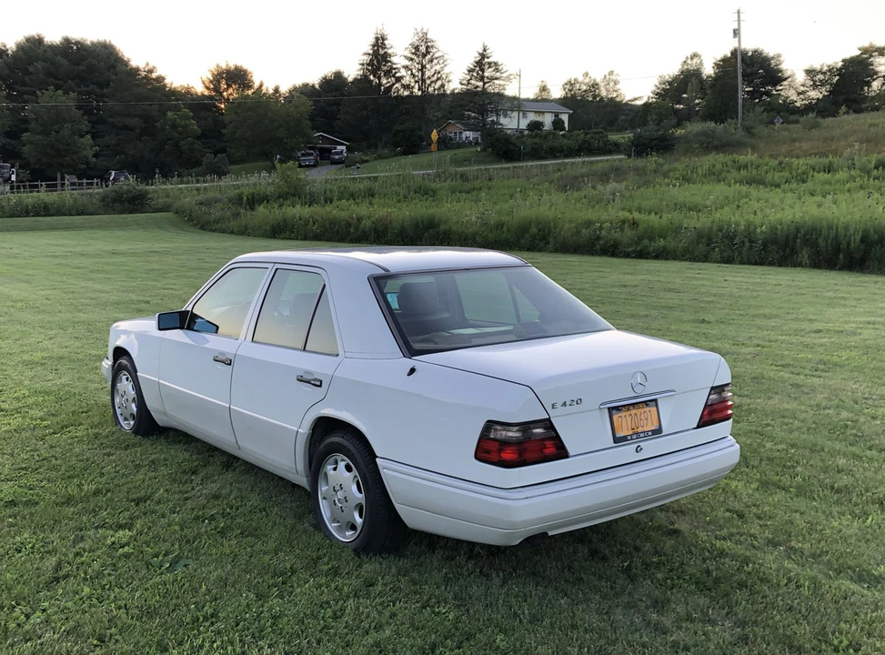 1994 Mercedes-Benz W124 E-Class - Image 26 of 31
