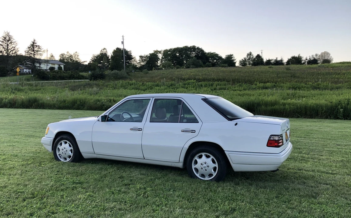 1994 Mercedes-Benz W124 E-Class - Image 28 of 31