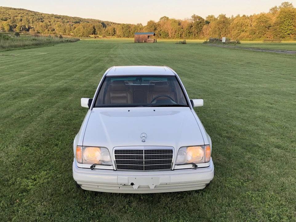 1994 Mercedes-Benz W124 E-Class - Image 8 of 31