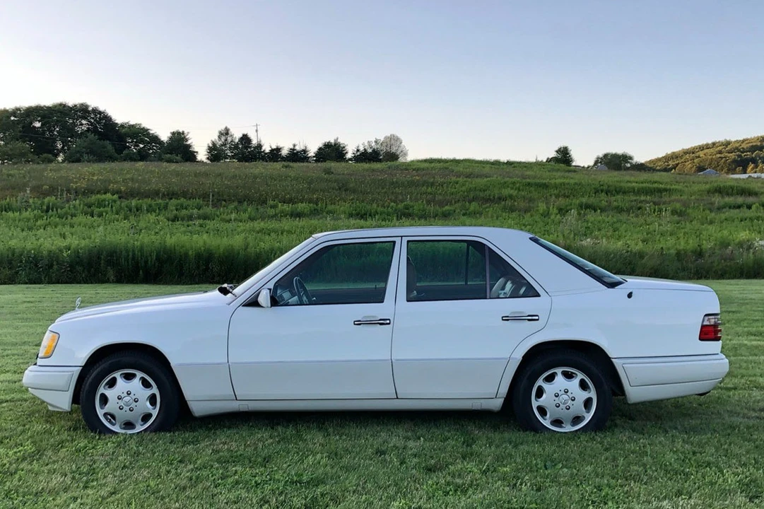 1994 Mercedes-Benz W124 E-Class - Image 29 of 31