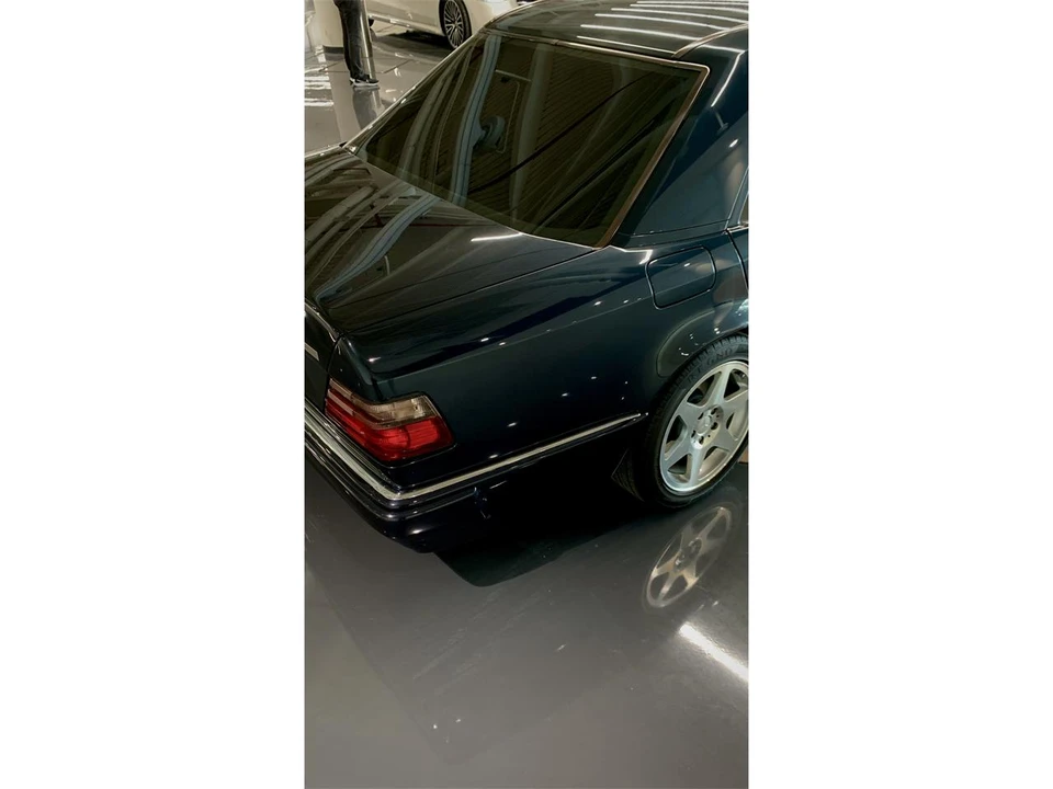 1994 Mercedes-Benz 500E & E500 - Image 10 of 14