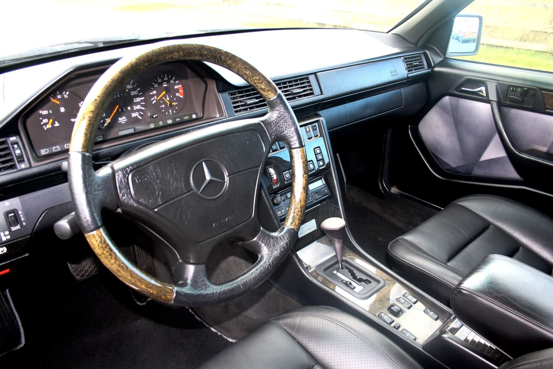 1994 Mercedes-Benz 500E & E500 - Image 5 of 8