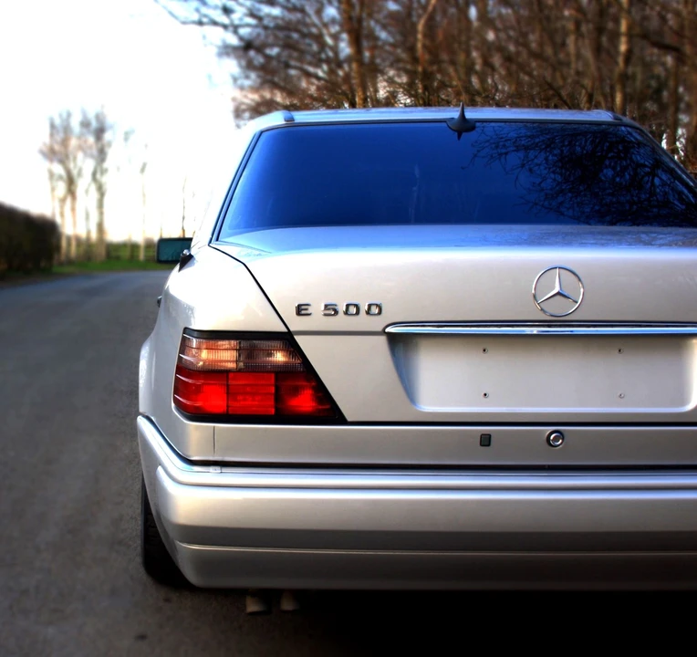1994 Mercedes-Benz 500E & E500 - Image 4 of 8