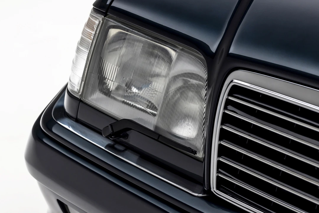 1994 Mercedes-Benz 500E & E500 - Image 22 of 31