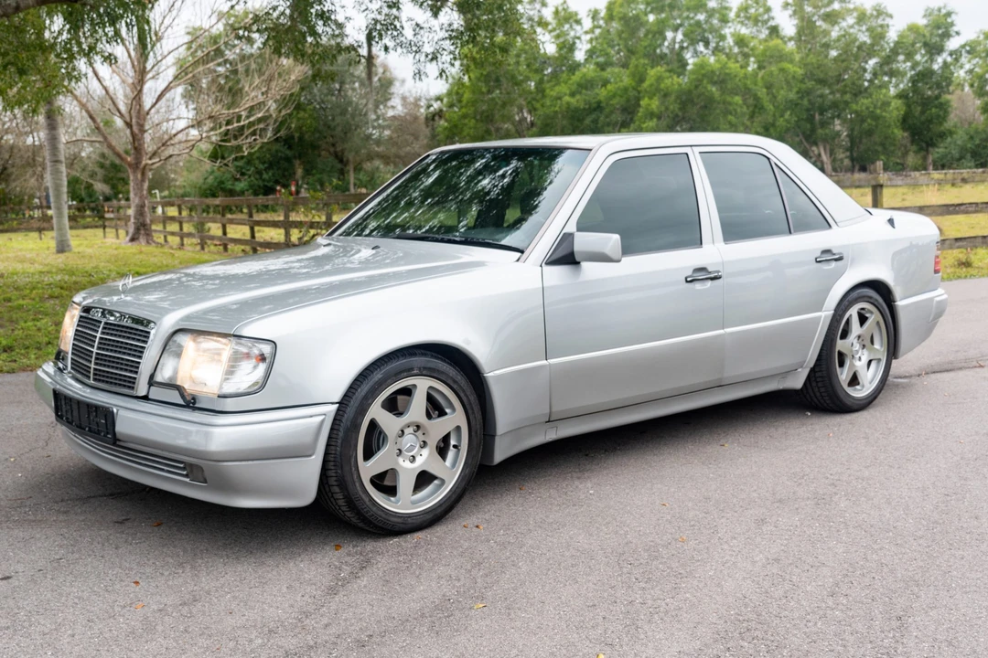 1994 Mercedes-Benz 500E & E500 - Image 2 of 31