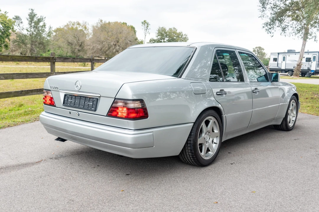 1994 Mercedes-Benz 500E & E500 - Image 7 of 31