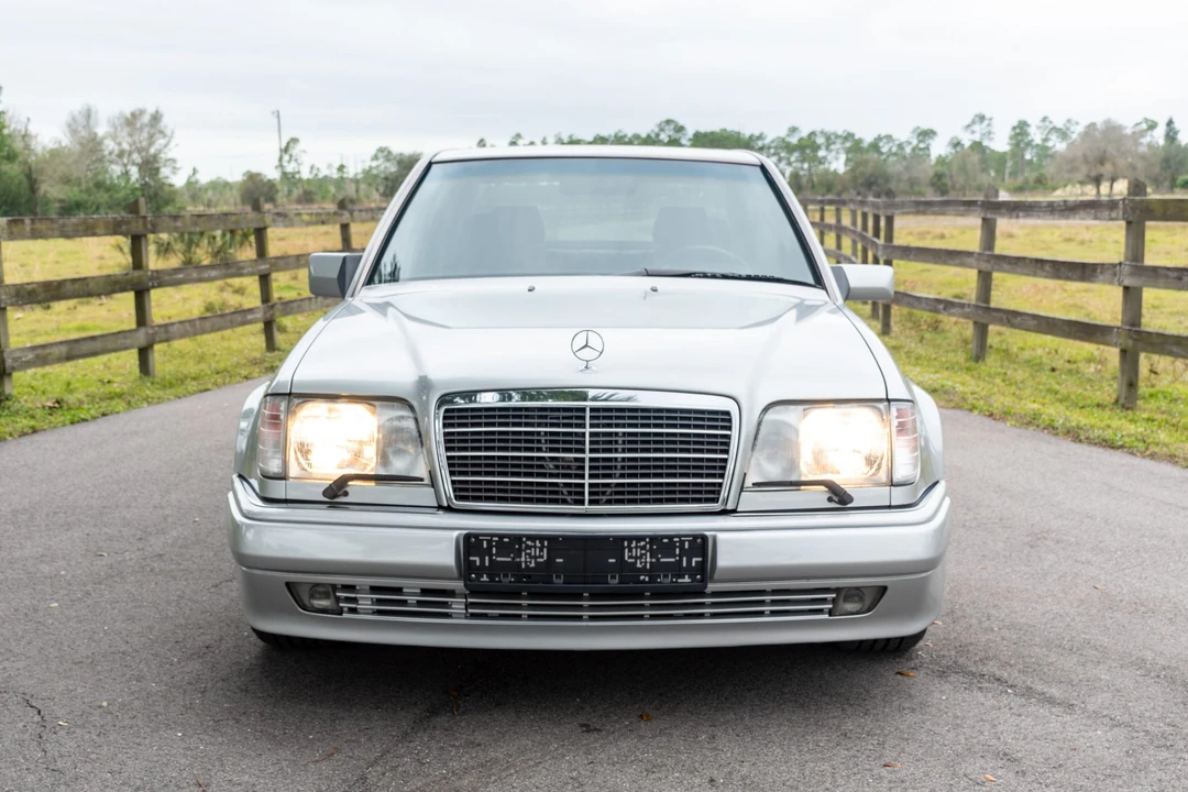 1994 Mercedes-Benz 500E & E500 - Image 10 of 31