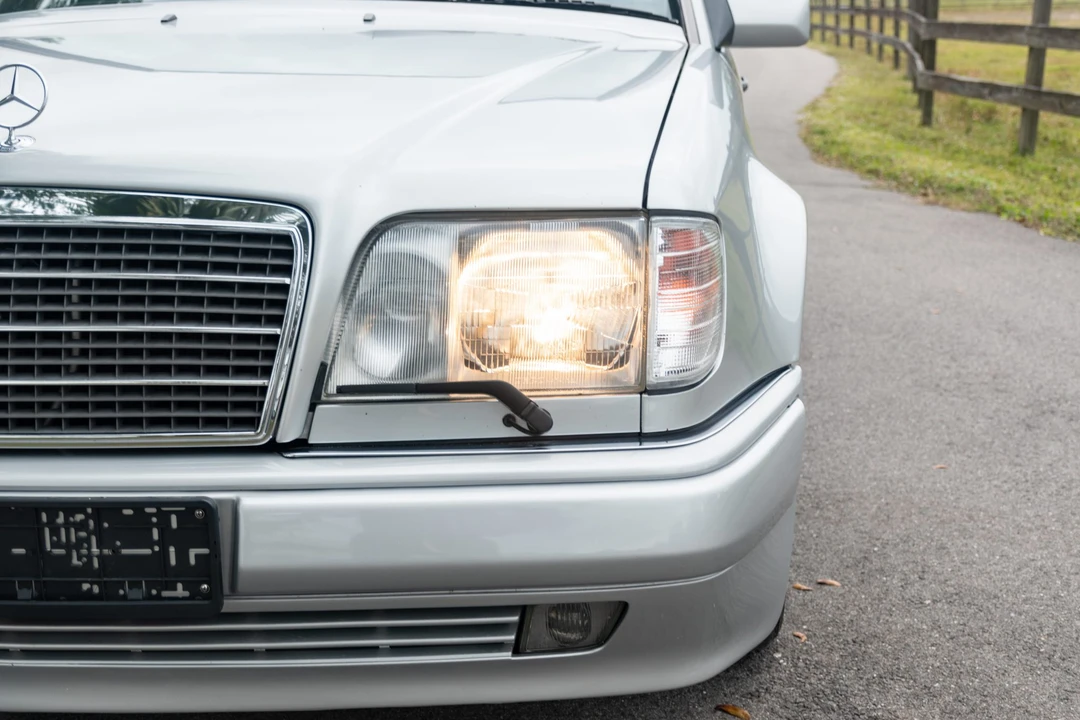 1994 Mercedes-Benz 500E & E500 - Image 14 of 31