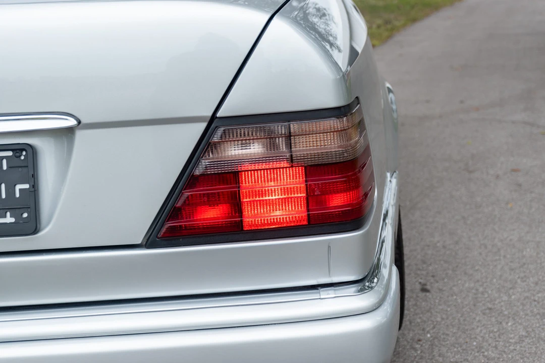 1994 Mercedes-Benz 500E & E500 - Image 28 of 31