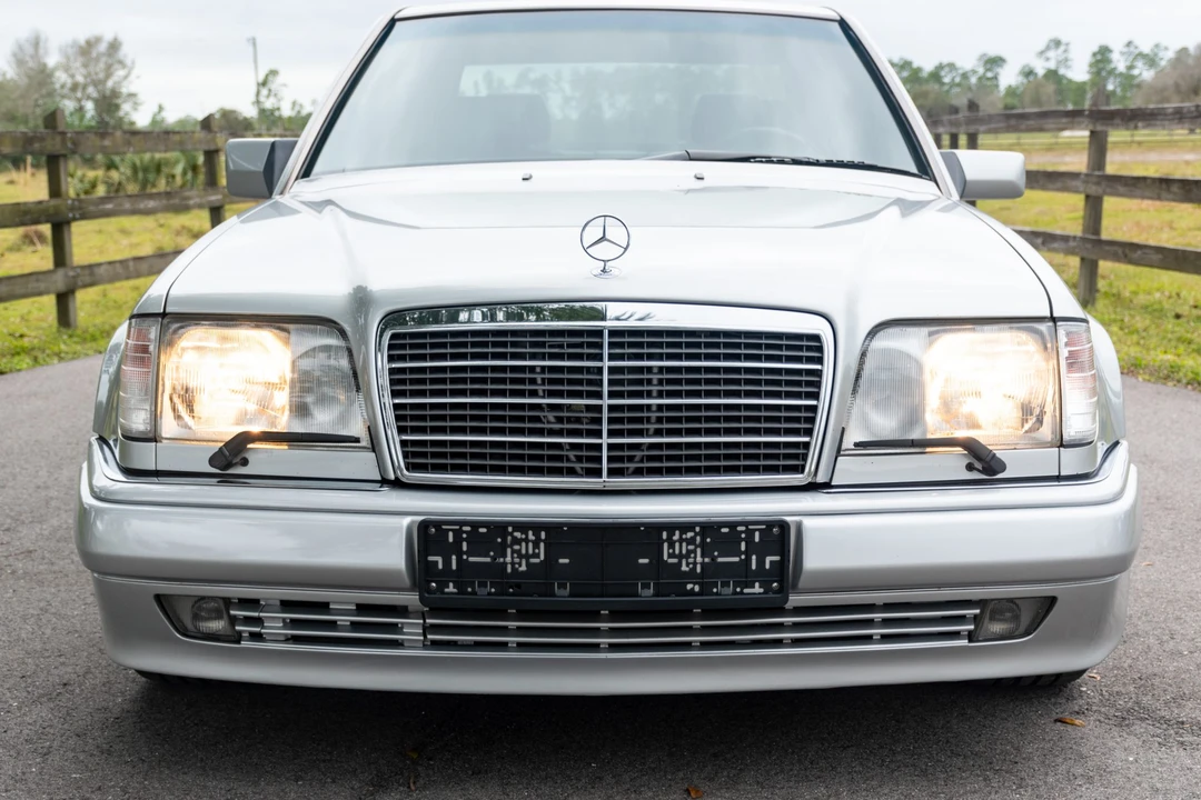 1994 Mercedes-Benz 500E & E500 - Image 11 of 31