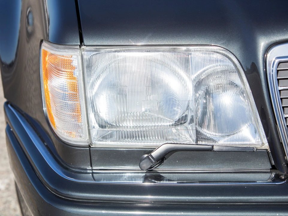 1994 Mercedes-Benz 500E & E500 - Image 21 of 28