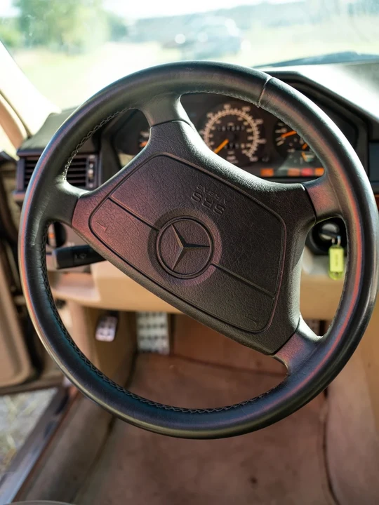 1994 Mercedes-Benz 500E & E500 - Image 16 of 31
