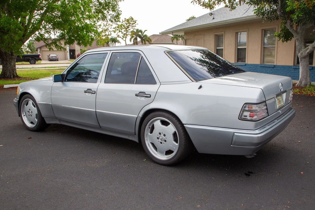 1994 Mercedes-Benz 500E & E500 - Image 4 of 31