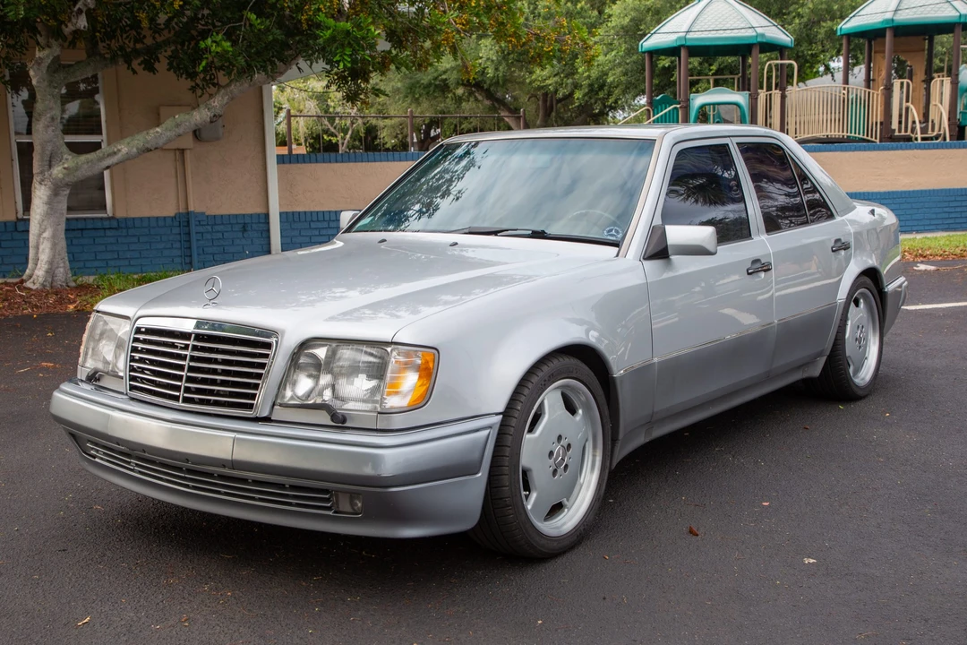 1994 Mercedes-Benz 500E & E500 - Image 2 of 31