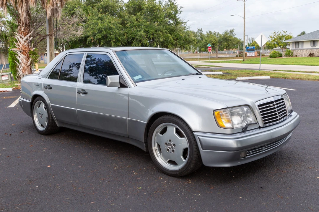 1994 Mercedes-Benz 500E & E500 - Image 9 of 31
