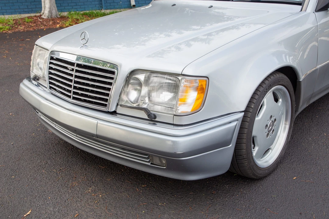 1994 Mercedes-Benz 500E & E500 - Image 17 of 31