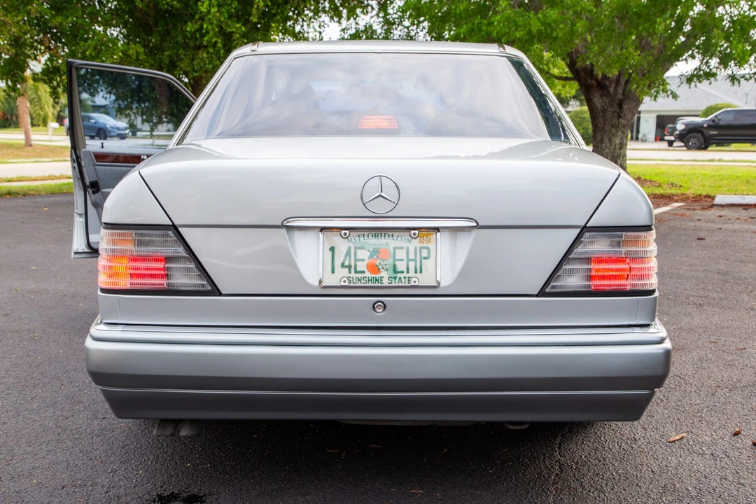 1994 Mercedes-Benz 500E & E500 - Image 6 of 31
